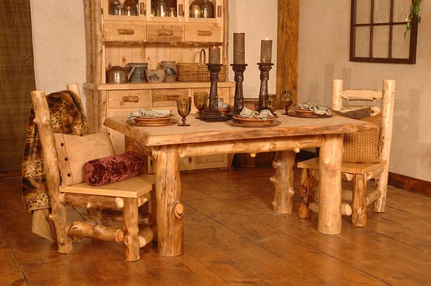 Zrubový stôl