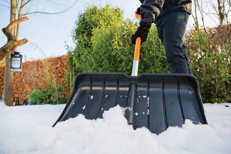 Lopaty na sníh Fiskars