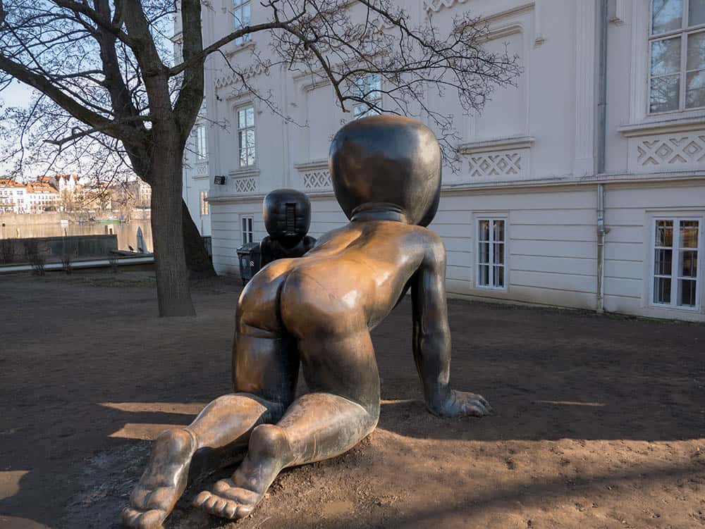 Bronzové bábätka - David Černý