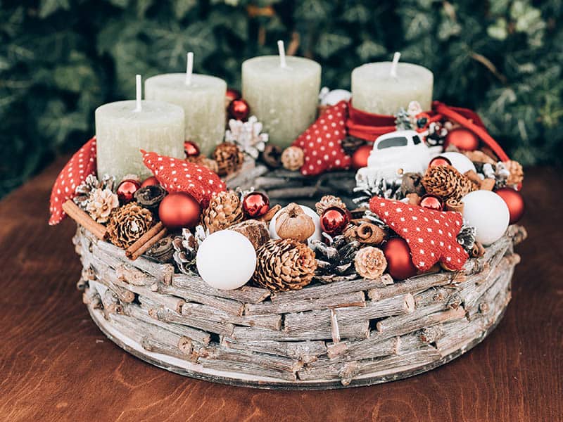 Adventný veniec - vianočné dekorácie