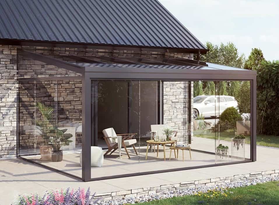 Pergola v záhrade